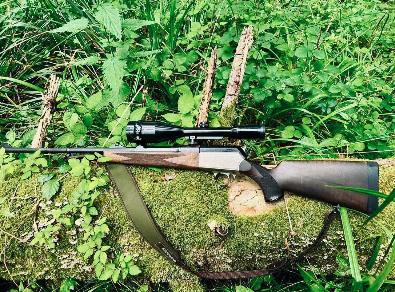Blaser SR850 Bolt-Action Rifle Review: Specs, Mods, Price & Hunting Use