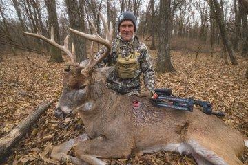 Congrats to the crew at Heartland Bowhunter who have been grinding it out but had great success during November, and they certainly had to work for it!