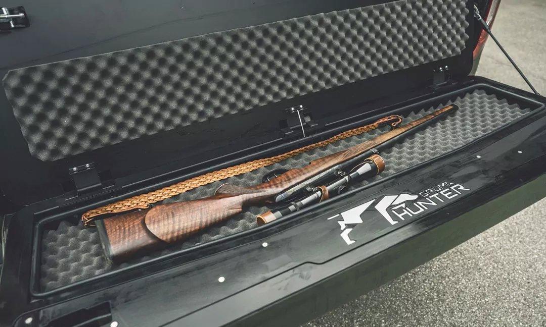 MAYBE THE BEST CAR FOR HUNTING – NEW MERCEDES-BENZ GRUMA HUNTER 