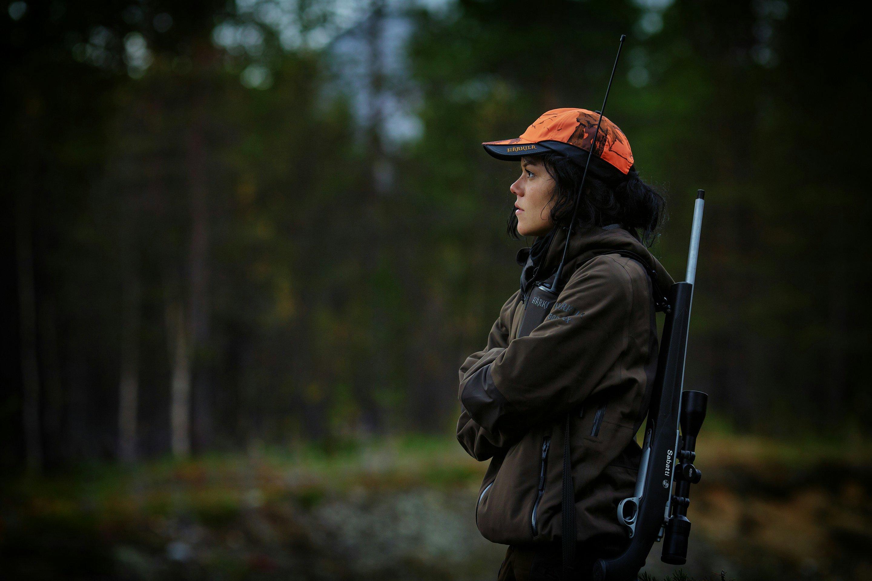 Hunting in the LAURENTIDES, Quebec: Explore the Local Wildlife and Hunting Seasons of the Region, Clubs, Laws and Demographics