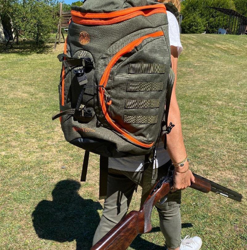 Sac à dos modulable beretta 35L de couleur vert est pensé et conçu pour répondre à vos besoins.
