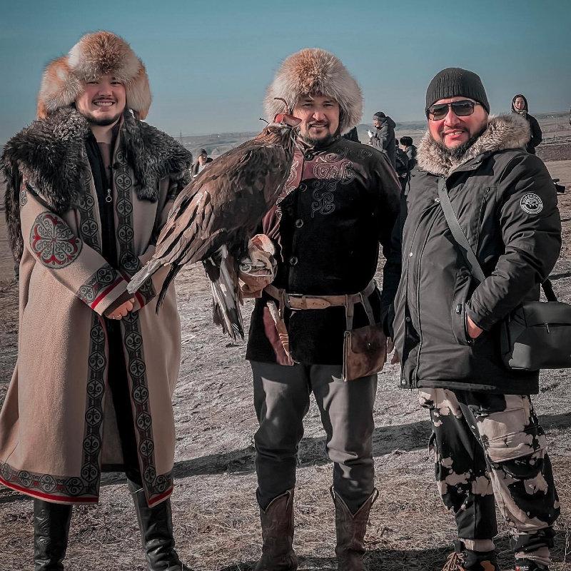 Турнир охоты с ловчими птицами.