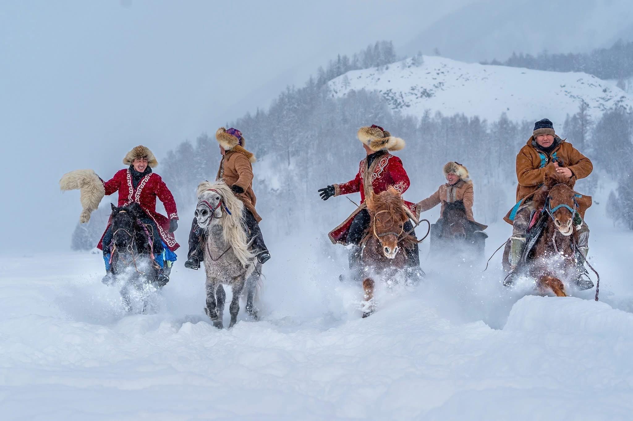 📷 Ice-Snow Festival in Northern Xinjiang 🇨🇳