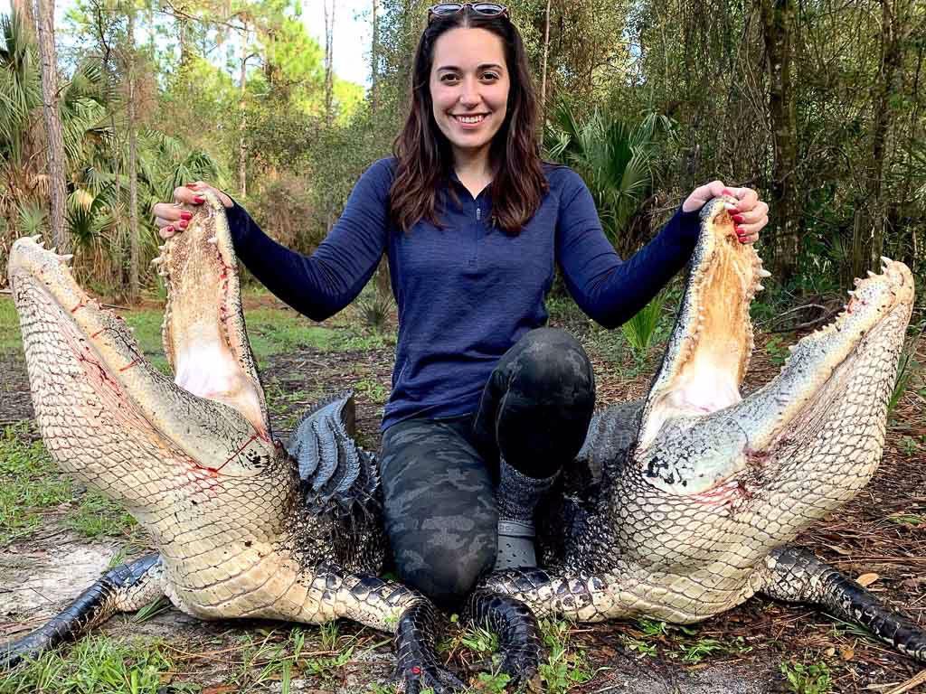 alligator hunting