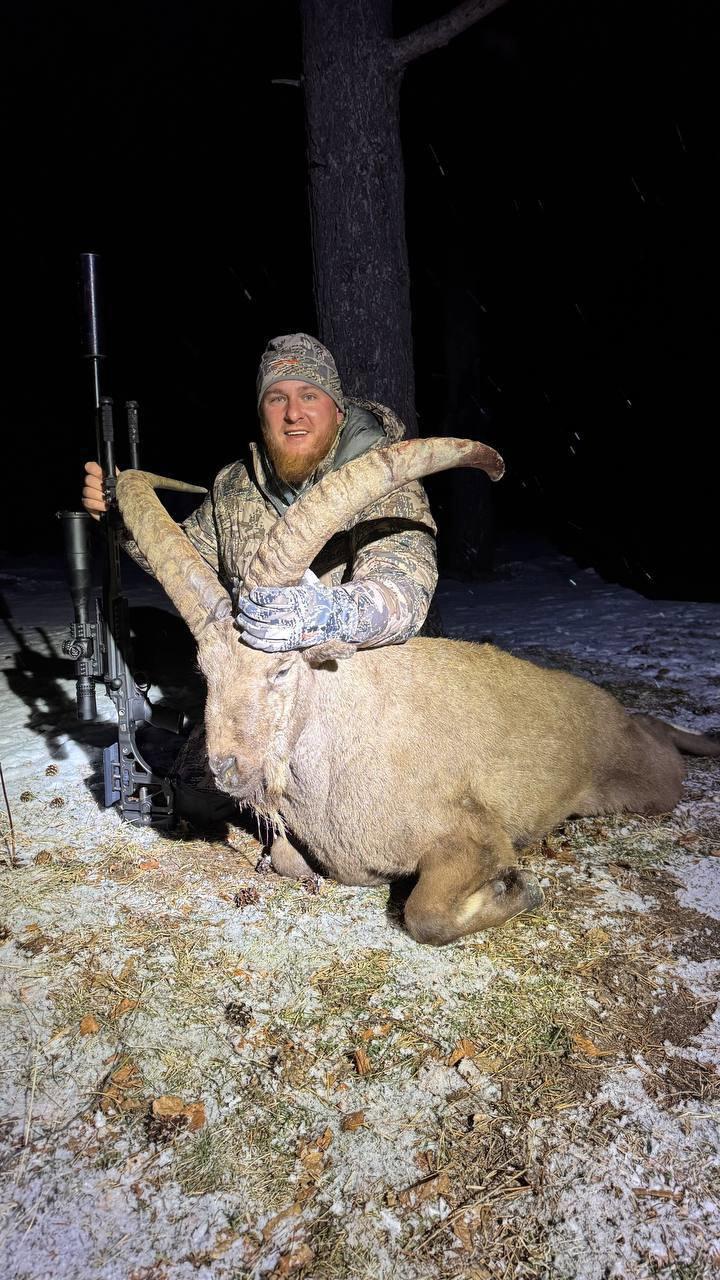 🏆🐐Congratulations to Maxim Goncharov on another mountain trophy!
