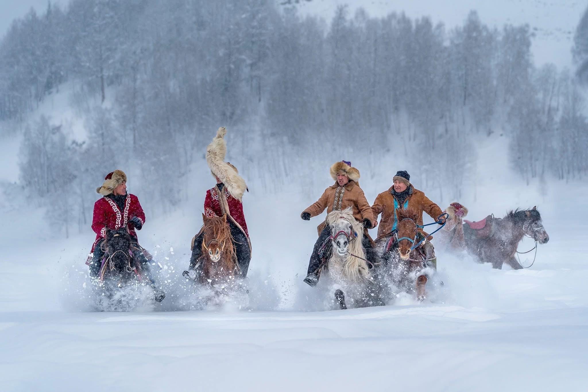📷 Ice-Snow Festival in Northern Xinjiang 🇨🇳