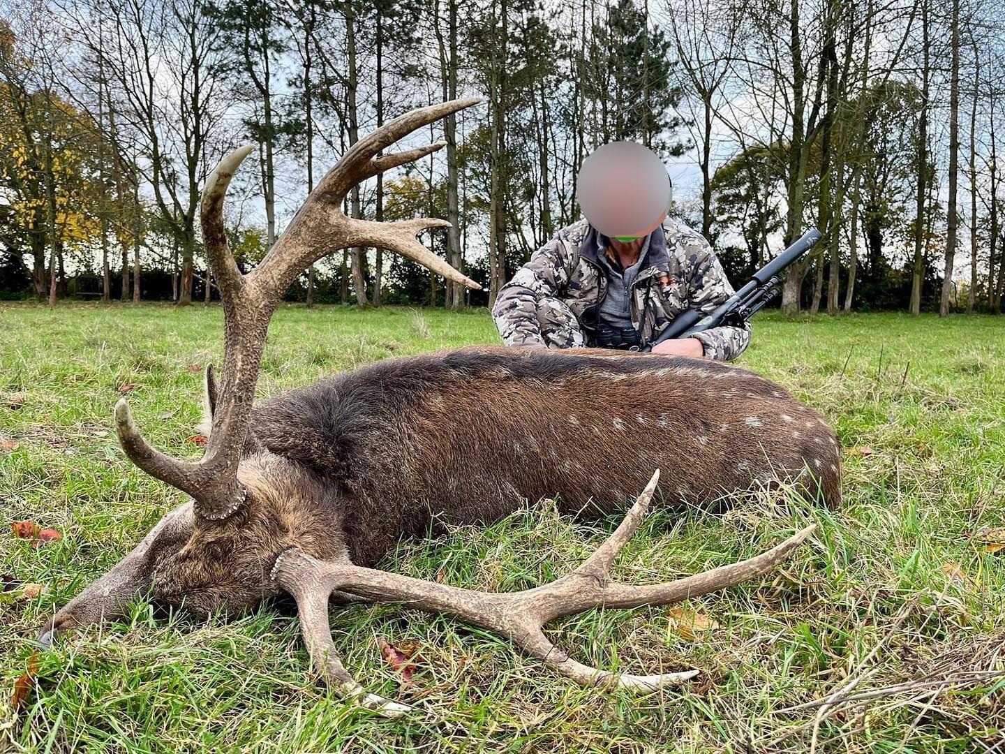 🇺🇸 As the season in Spain is at full swing, several hunters are enjoying themselves overseas.