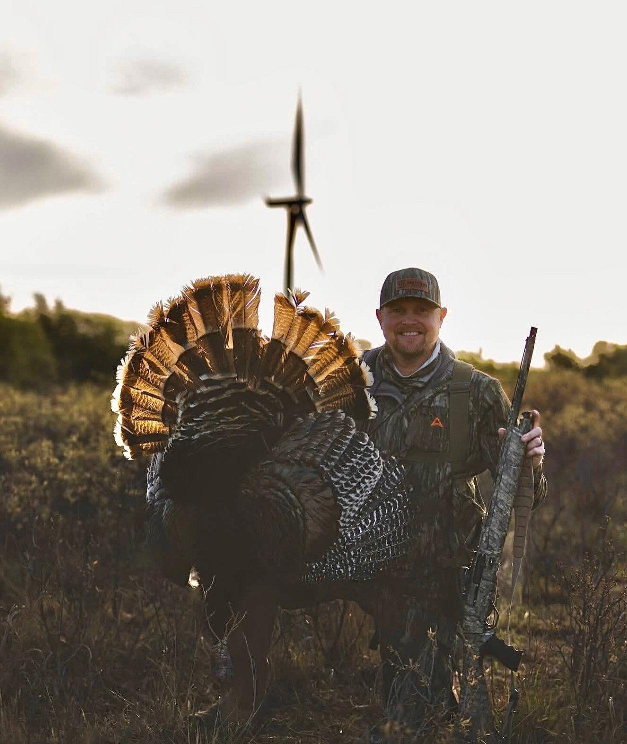 Cody Kelley — Hunting Influencer & Blogger | SmallTown Hunting Co-Host & Content Producer