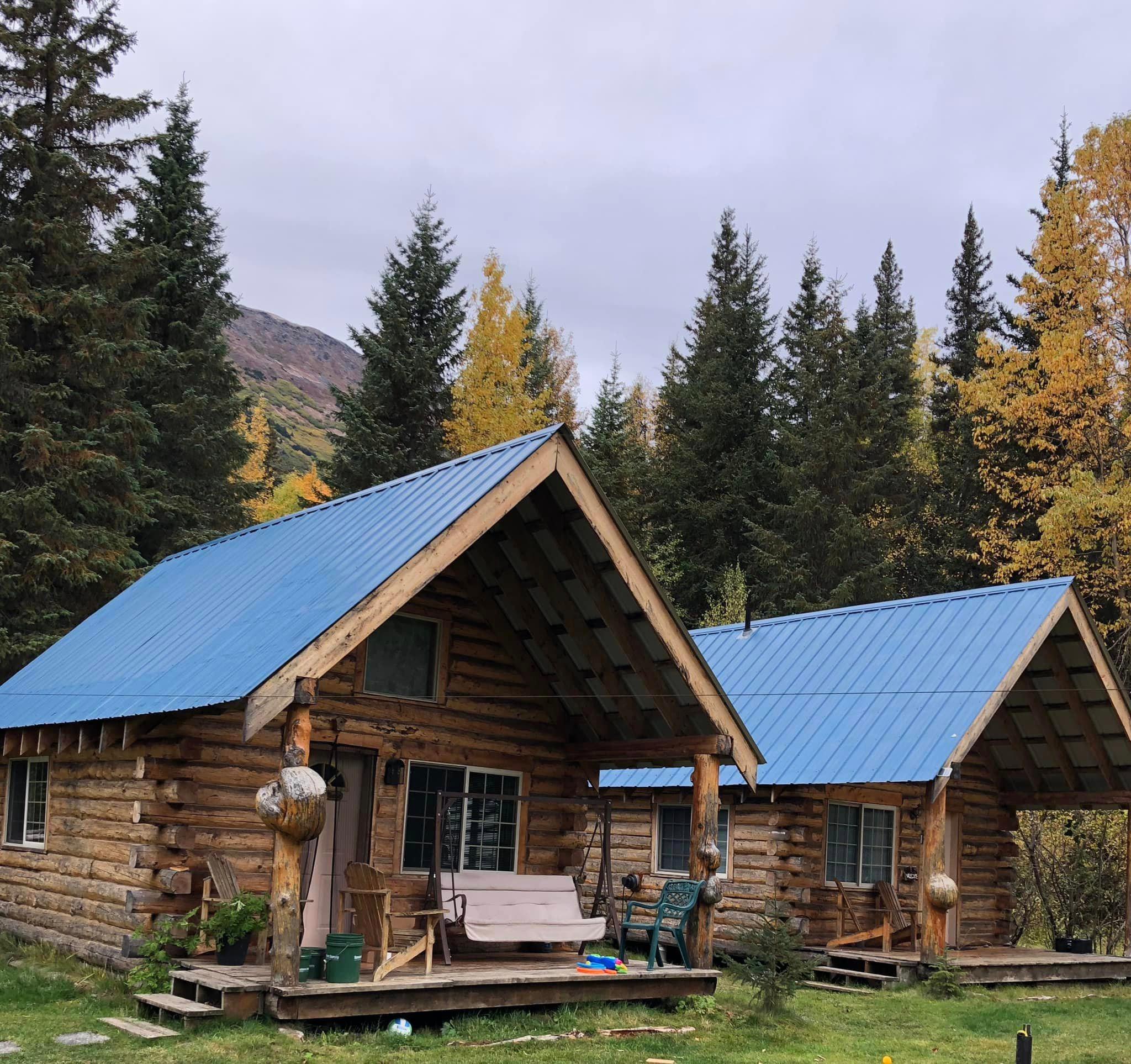 The “Twin Cabins” here on my property are sorta plain as compared to the other cabins, but still have character and are quite cozy.