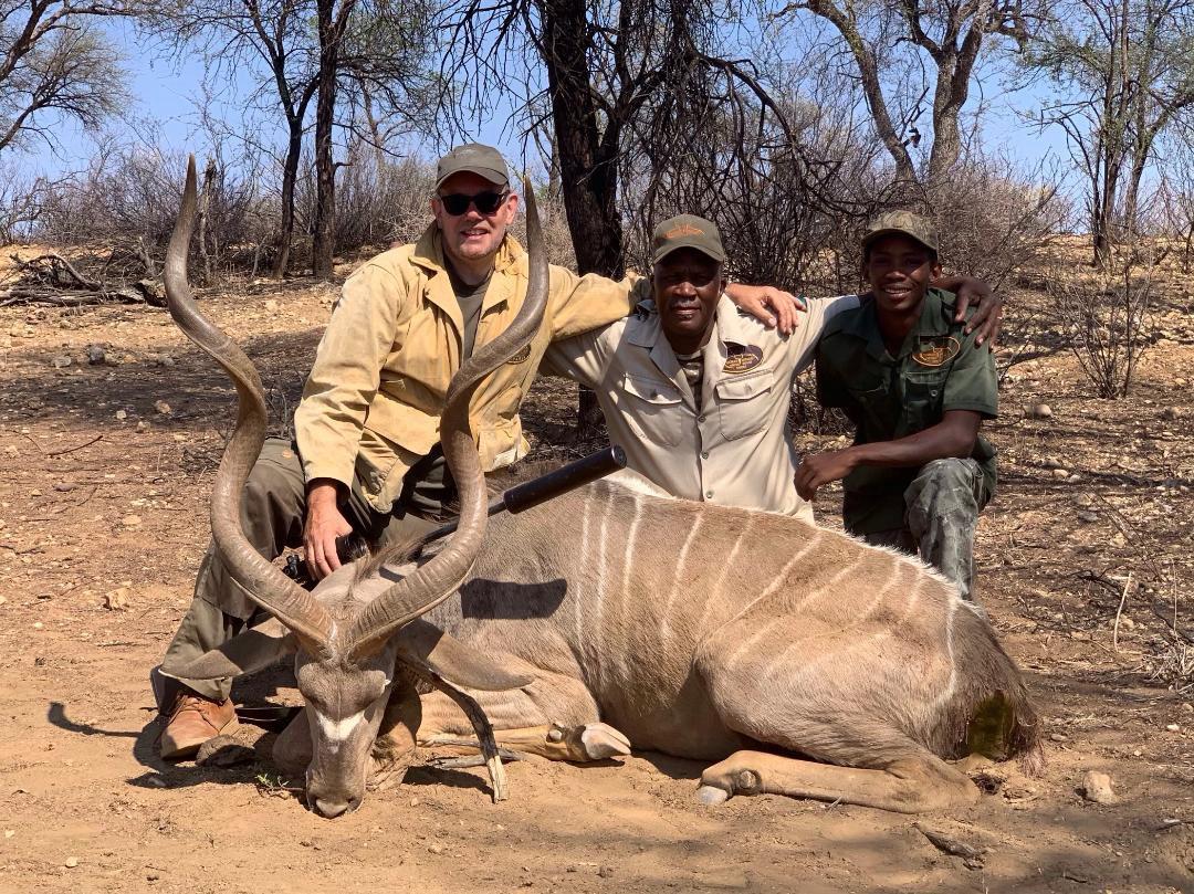 Hunting in Kunene, Namibia: Wildlife diversity, hunting periods, location, regulations, hunter population, traditions, distinctive traits, insights, hunter clubs 