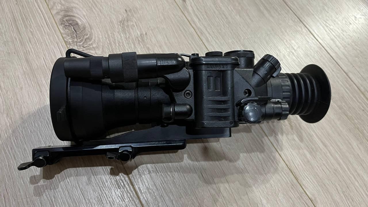 Review of Dedal 490(3+) Night Vision Scope with Integrated Invisible Nivis Illuminator