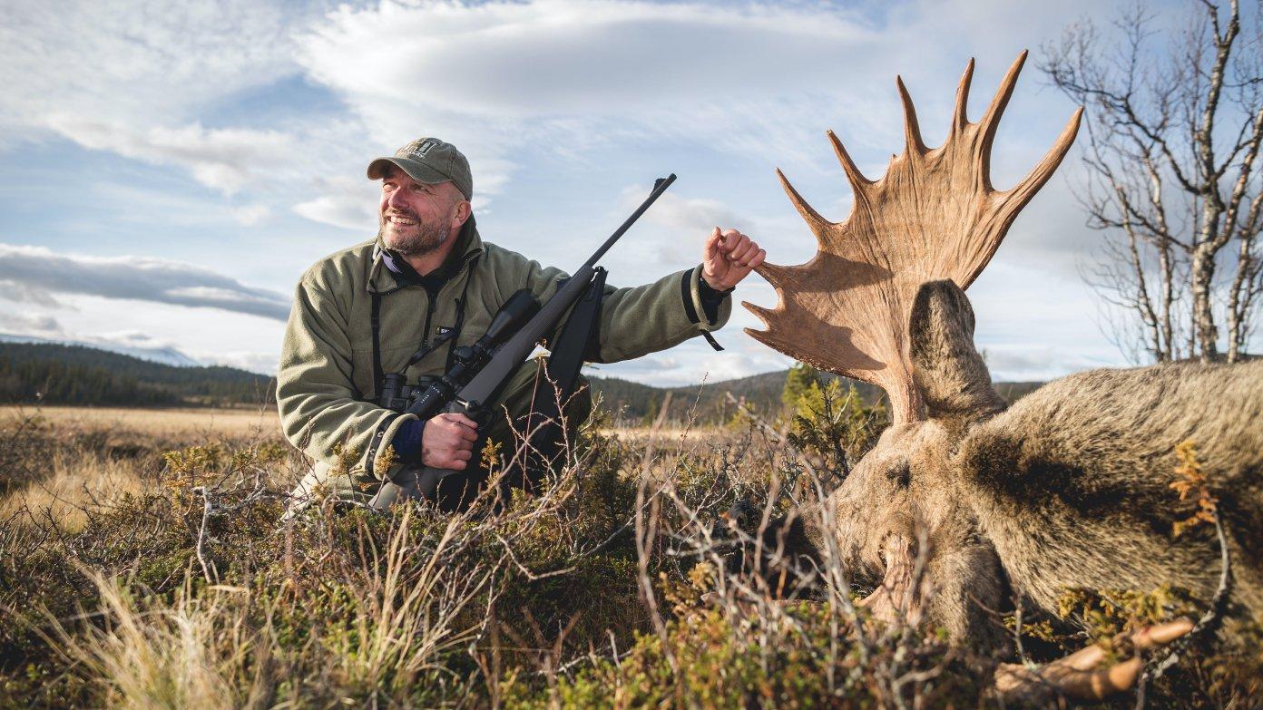Lapland Hunting: An Immersive Journey Through Geography, Seasons, Traditions, and Untamed Wilderness 