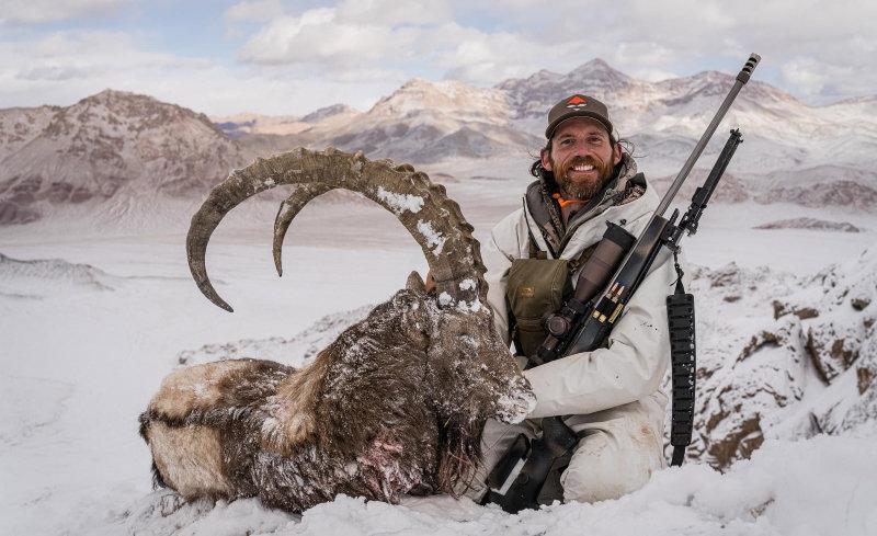 I had some messages lately asking if I took my 300 RUM to Tajikistan on the Marco Polo and ibex hunt… the answer is a solid yes!