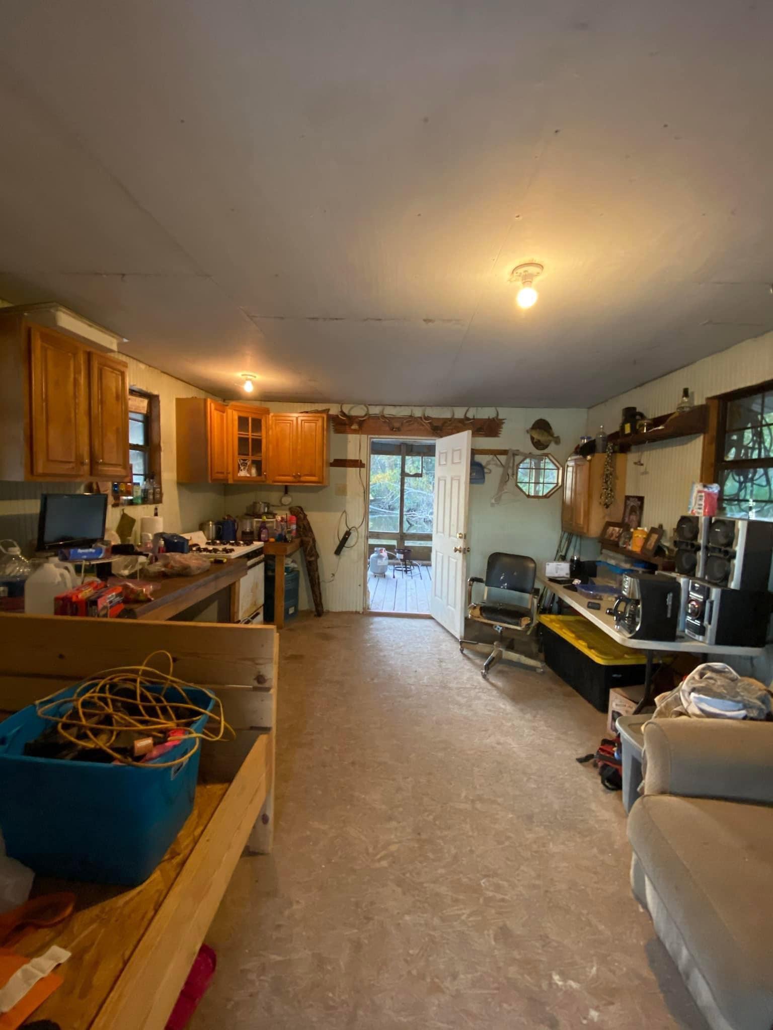 Saturday is opening day of Deer dog season and time to move to the off grid houseboat for a few months.