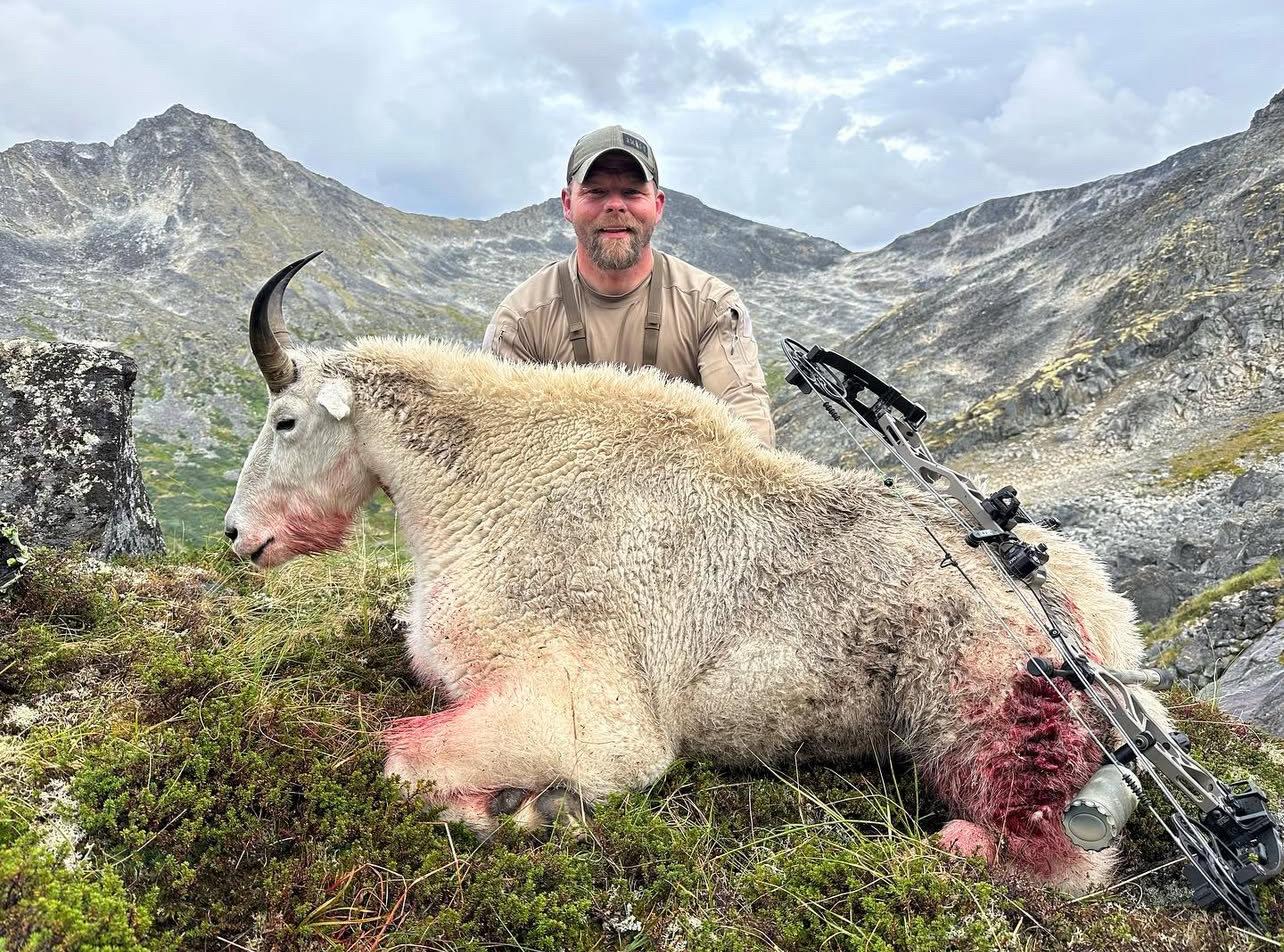Aron Snyder — a legend in bow hunting and an expert on backcountry hunting gear in the US