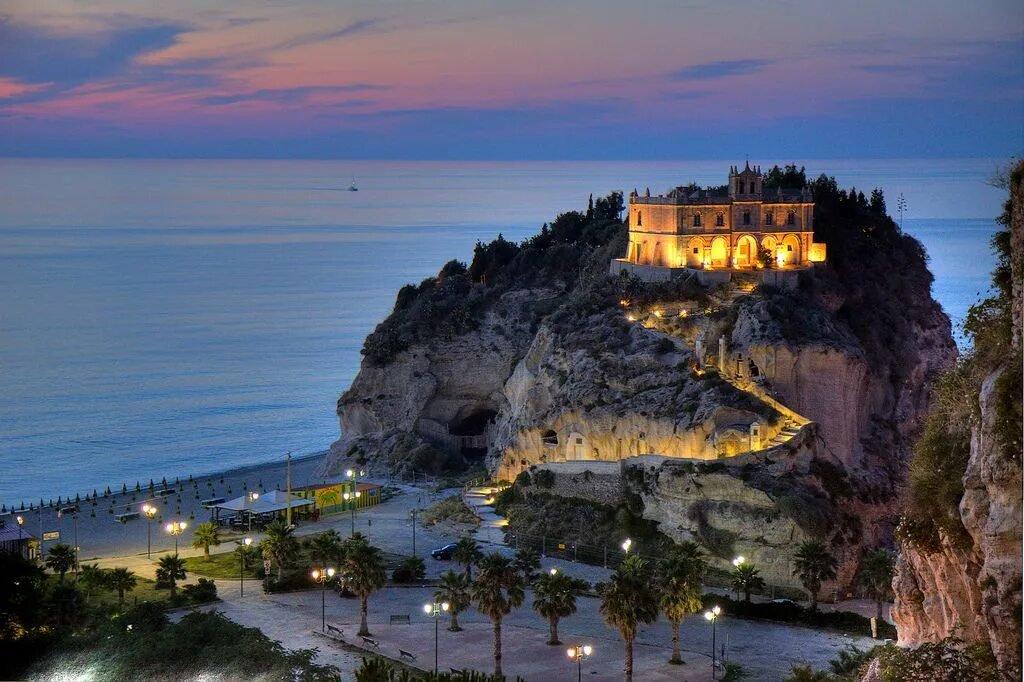 Caccia in CALABRIA: Tra i Boschi dell’Aspromonte, il Richiamo del Cinghiale e le Tradizioni Mediterranee