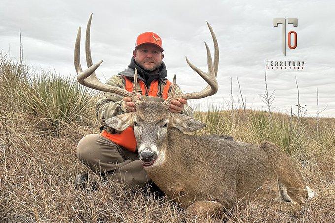 Thought I'd share my Oklahoma Panhandle buck from rife season.