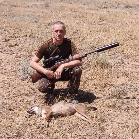 🐺Dmitrij Popov, unatoč vrućini od četrdeset stupnjeva, drži položaje u Astrahanskoj oblasti!