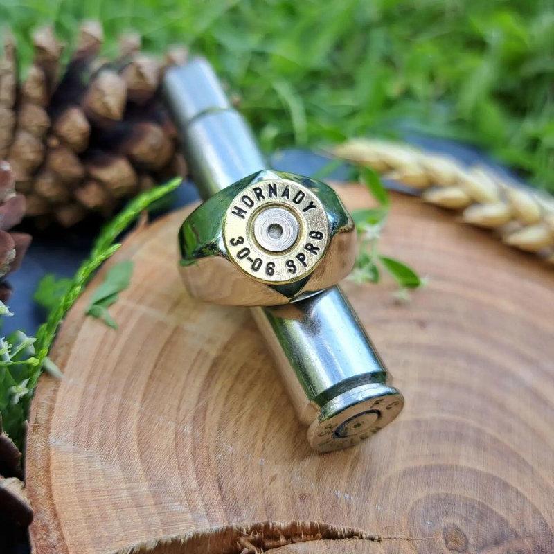 Quatre nouvelles chevalières sont disponibles dans ma boutique Etsy.