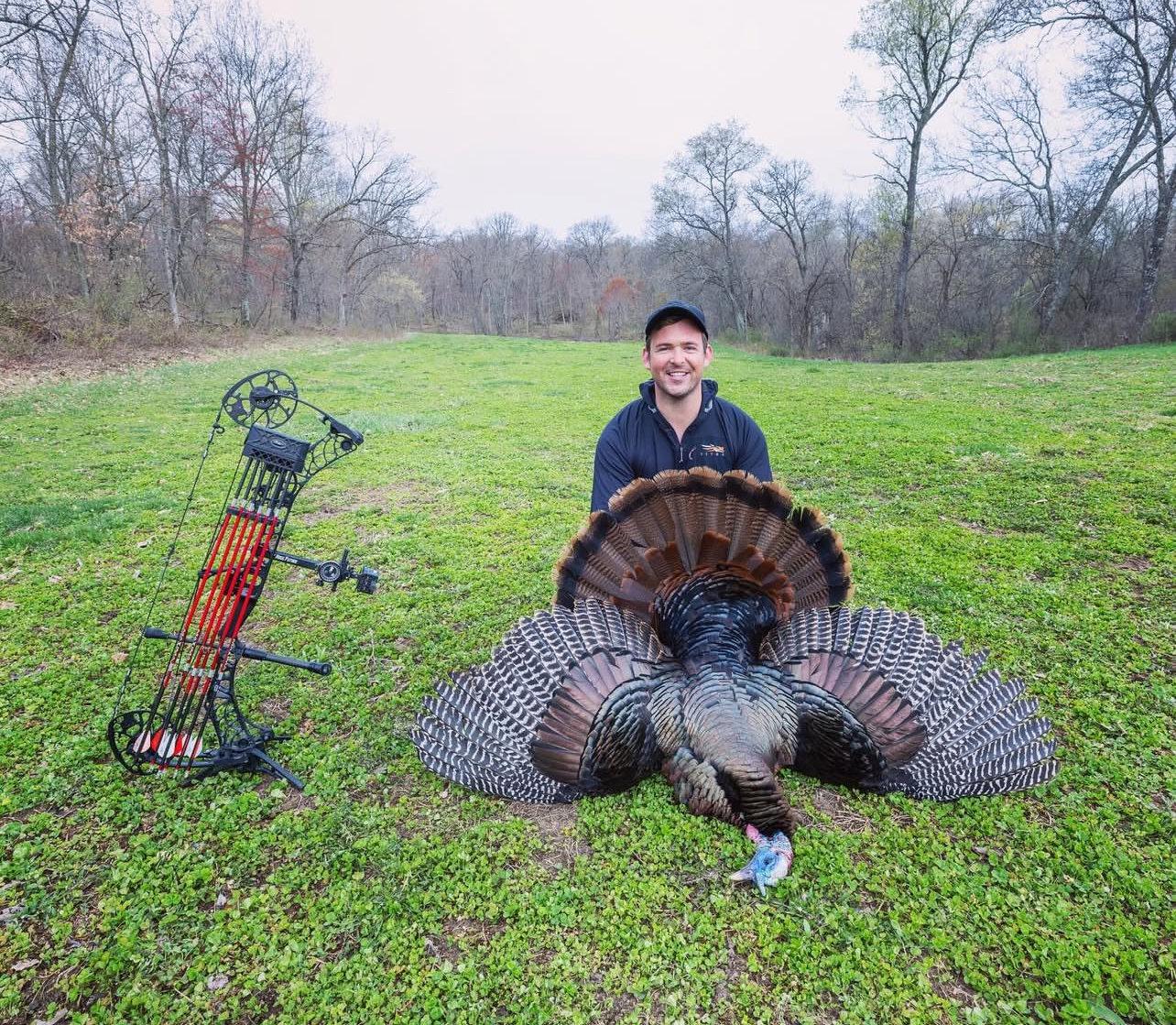 Brandon Thome-Neitzel: Elite Hunting Influencer & Outdoor Blogger from Wisconsin — Bowhunting Expert, Big Game Explorer, and Modern Conservation Advocate