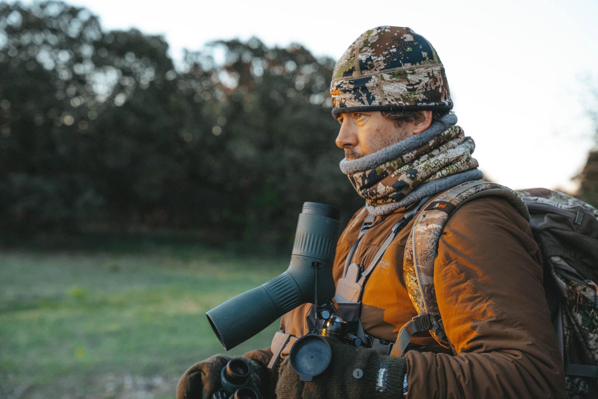 🇺🇸 Early wake-ups and late evenings is what roebuck hunting is all about.