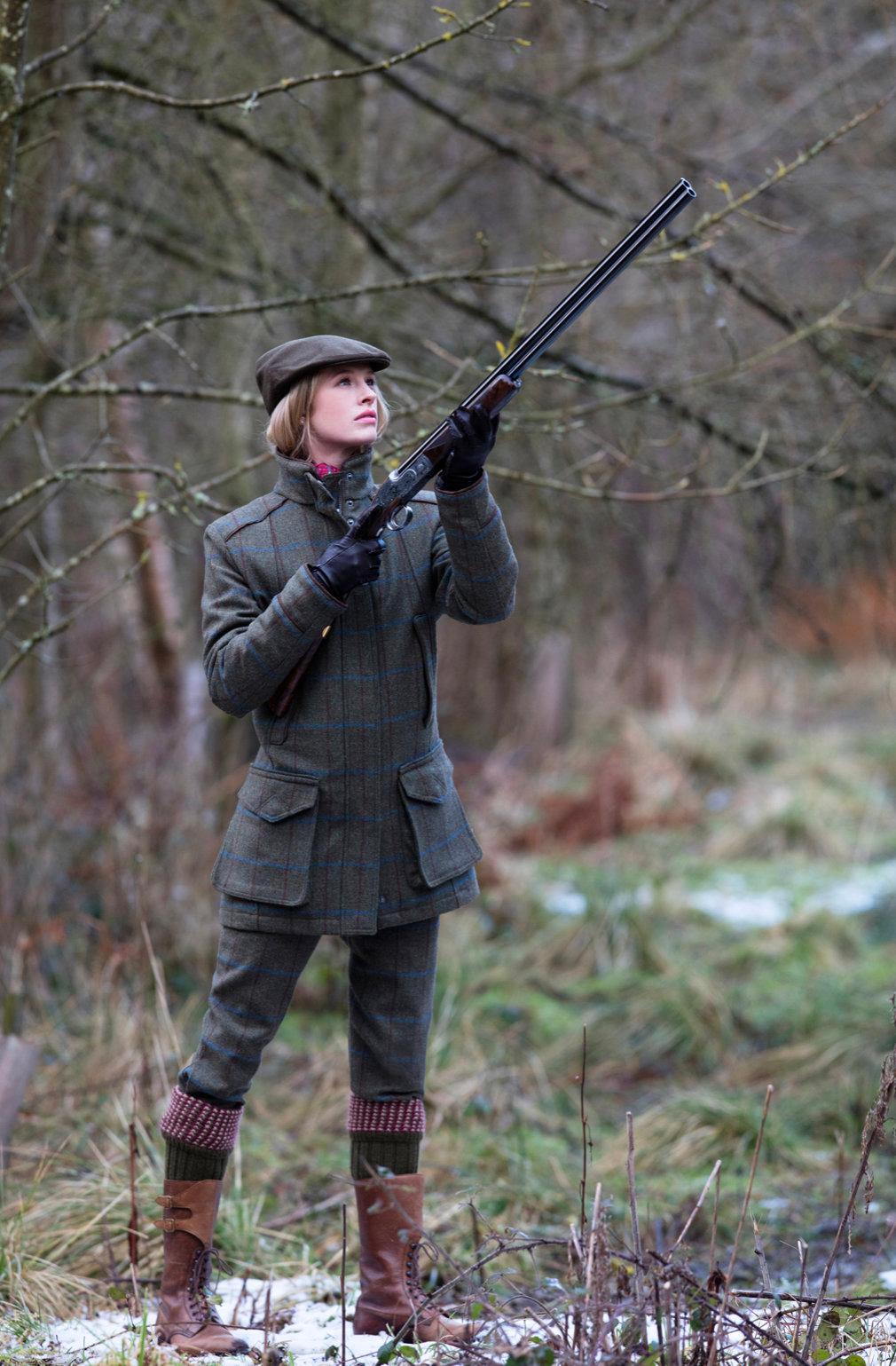 Né dans la campagne écossaise au début du 18ème siècle, tweed est complètement intrinsèque à son environnement, avec une histoire qui parle autant aux ouvriers agricoles britanniques qu'aux gardes-chasse