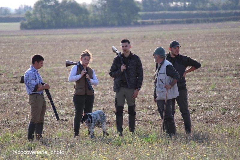 Suite à l’invitation de l’ADJC 79, pas moins de 22 jeunes chasseurs se sont réunis sur l’ACCA de Chenay (79) pour cette matinée de chasse anticipée à la caille des blés.