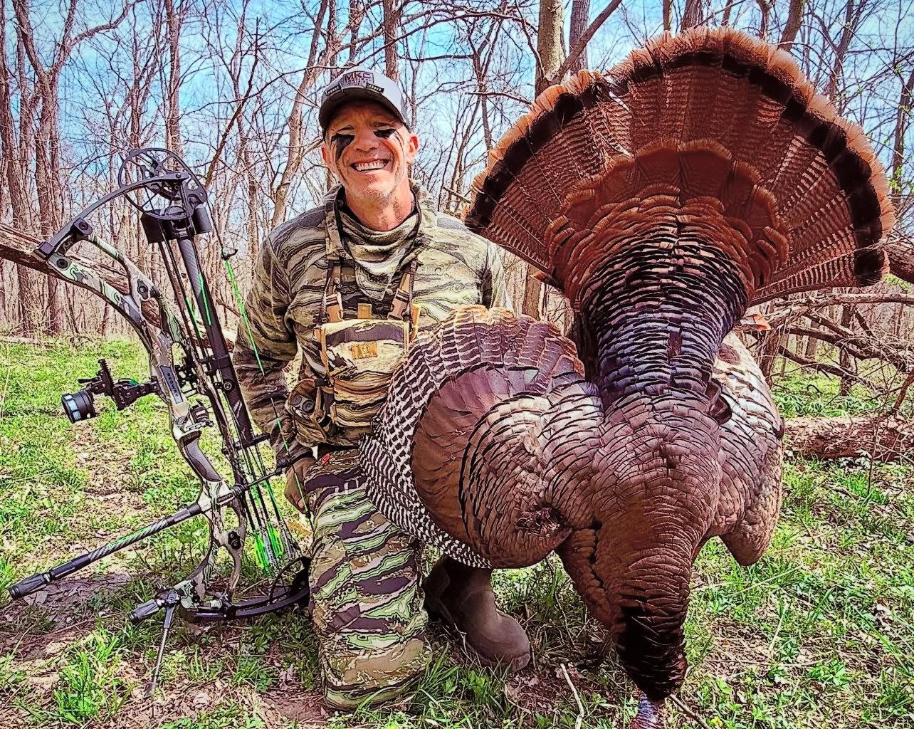 John Dudley — the star of bowhunting: how the legendary archer and archery coach hunts