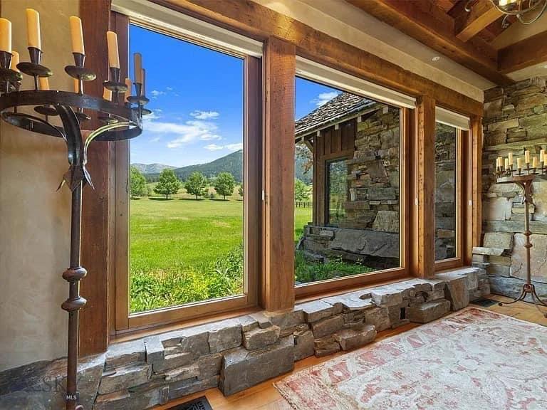7980 Walker Rd, Bozeman, MT 59715
