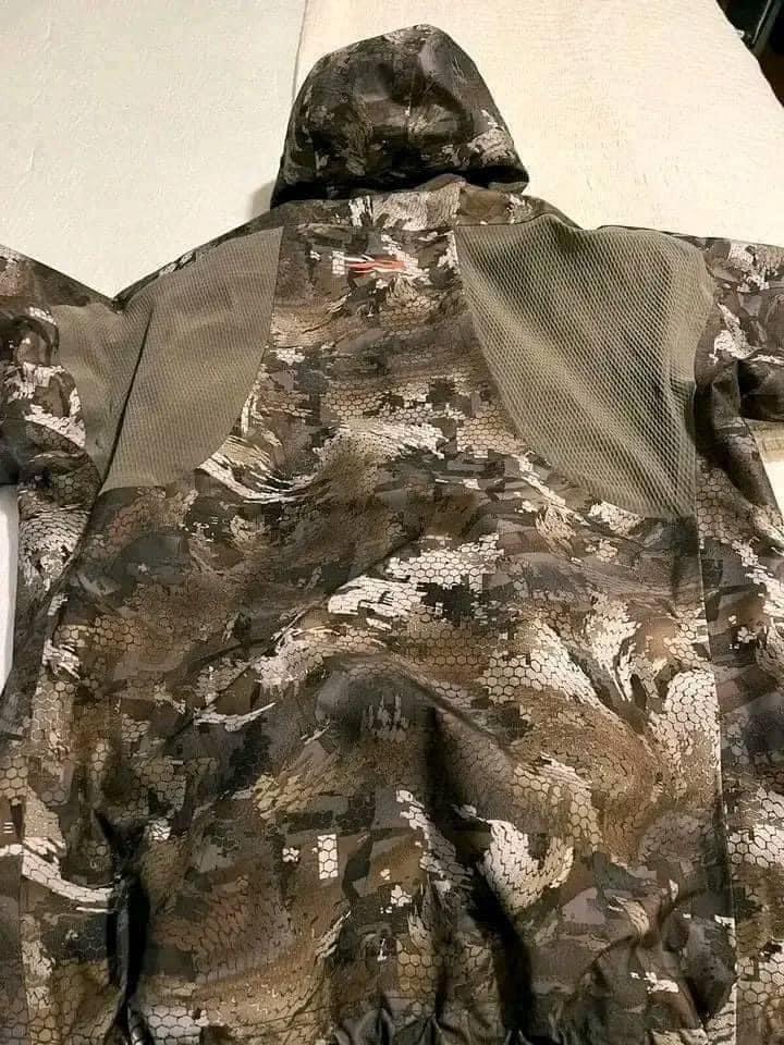 condition selling because they don't fit anymore.