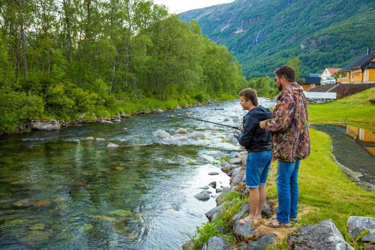 6 AMAZING PLACES TO GO FRESHWATER FISHING IN NORWAY