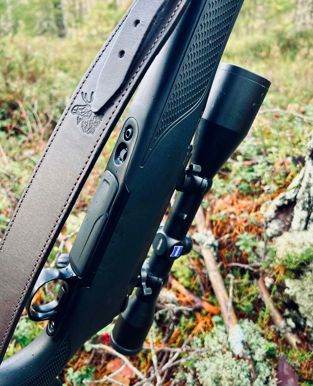 Sauer 100 Classic XT Rifle Review: Full Specs, Caliber Options, Price, Hunting Use & Why It Stands Out.