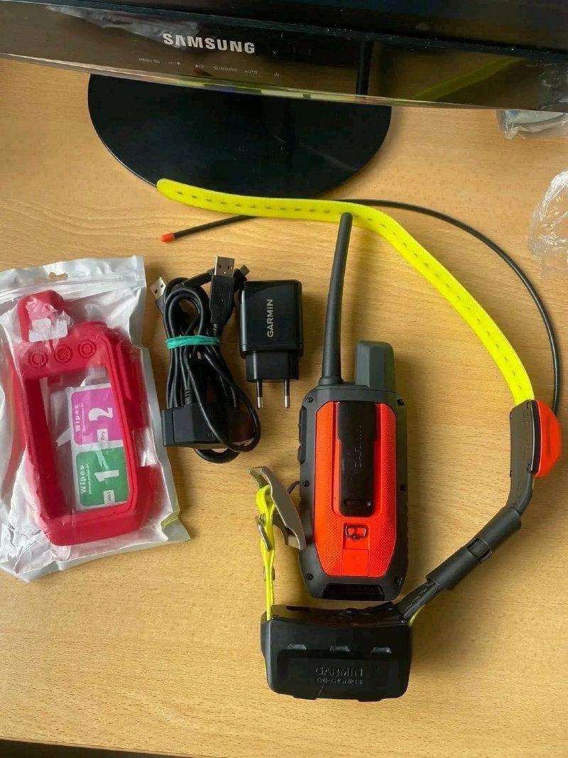 Colliers alpha 200 et tt15 livré avec tous ses accessoires y compris chargeurs , pochette et une carte MAP a 700€