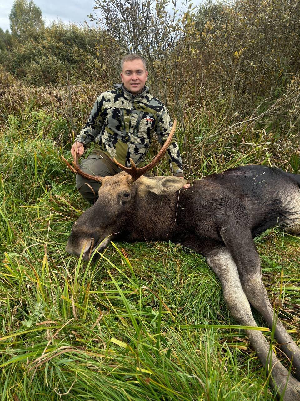 Driven hunting season opens in Belarus: congratulations to Sergey Gribov on his first moose!