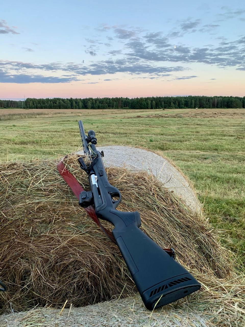 Honest Review of the Hatsan Escort Dynamax 12x76 Semi-Auto Shotgun (Black Synthetic)  