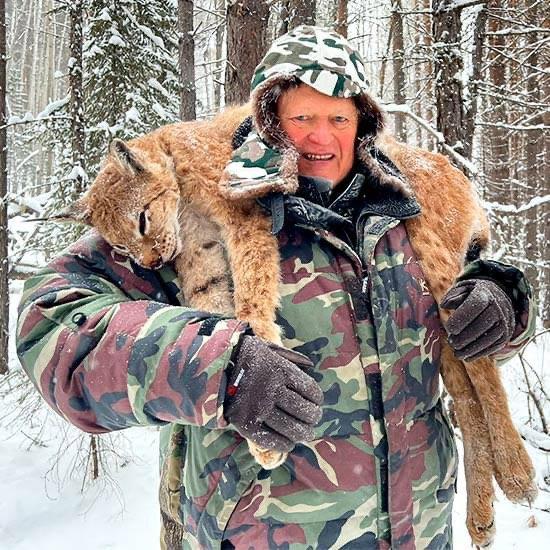 LYNX AND MUSK DEER HUNTING IN RUSSIA