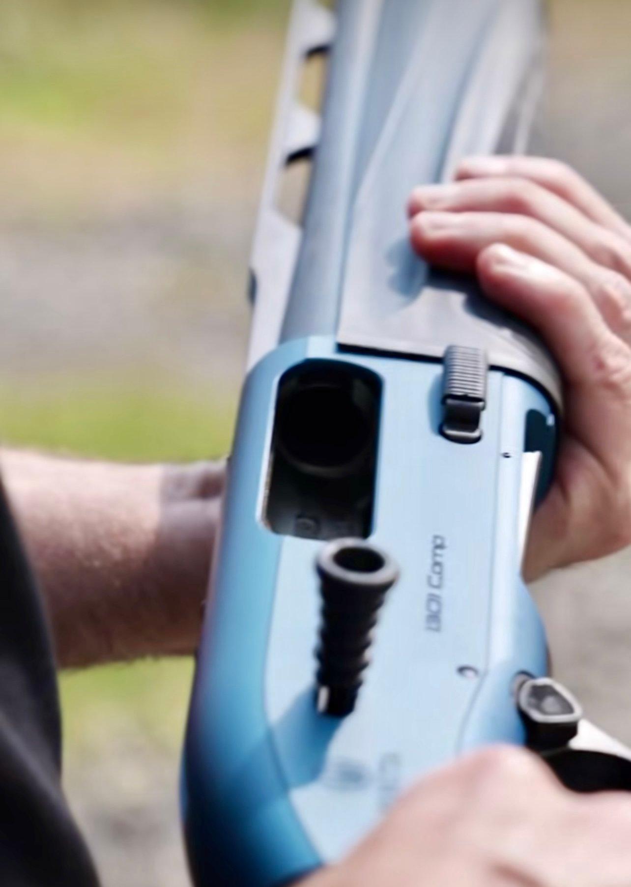 Beretta 1301 Comp PRO Shotgun Review: Full Specs, History, Ballistics, Accessories & Hunting Use