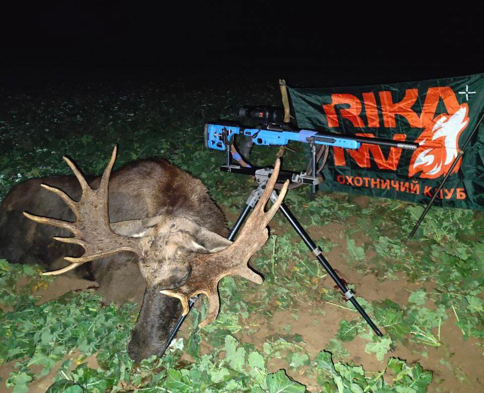 🦌🌘Good morning to everyone from our RikaNV team, and let's start the day with a gorgeous trophy from a hunter from the club!