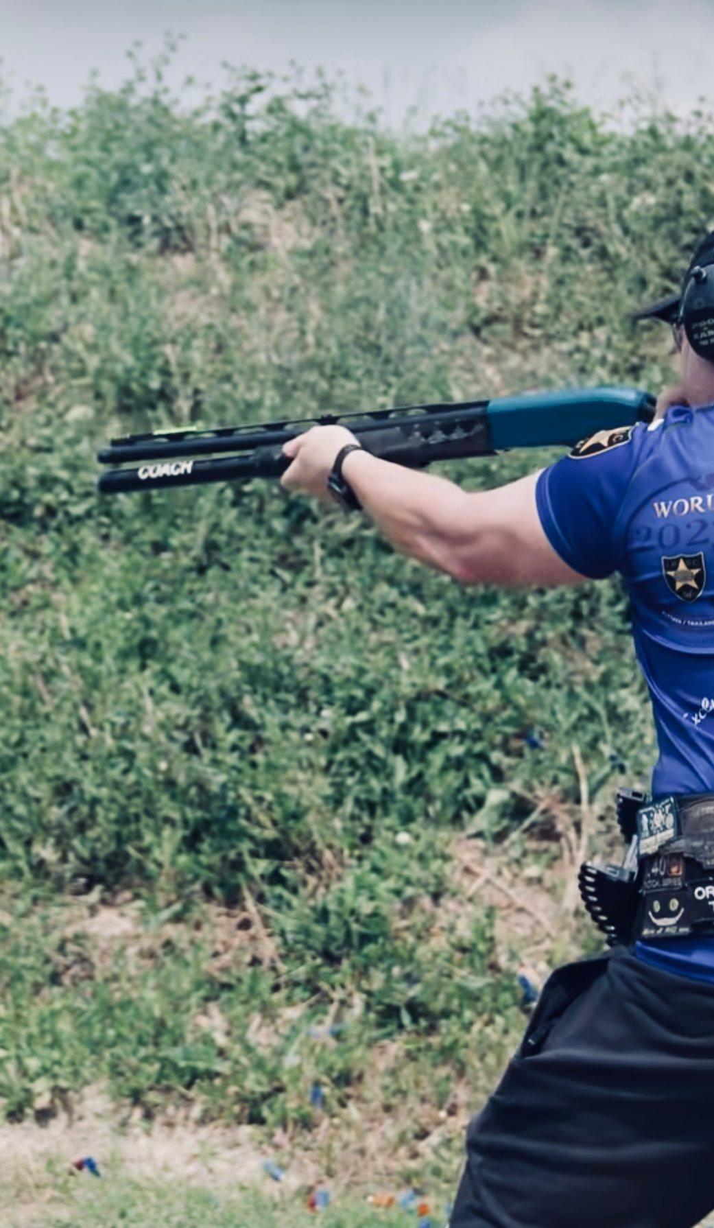 Beretta 1301 Comp PRO Shotgun Review: Full Specs, History, Ballistics, Accessories & Hunting Use