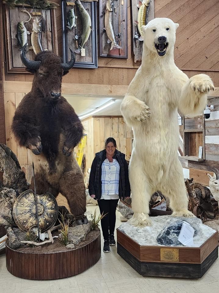 A few shots around the auction  gallery as we continue to get things ready for our spring auction in Maquoketa Iowa March 14-16