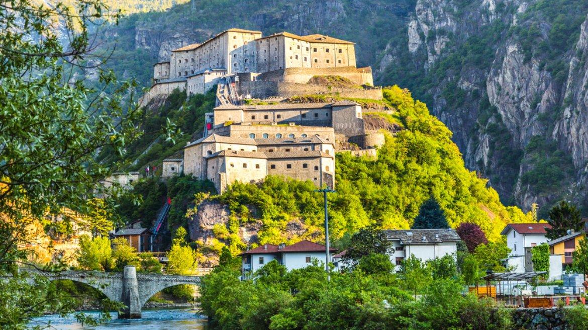 Caccia nella Valle del Po: Un’Esplorazione tra Tradizioni Secolari, Paesaggi Fluviali e Sfide di Sostenibilità Moderna