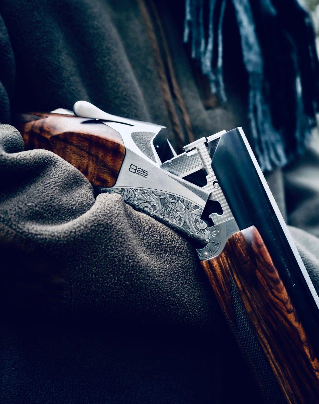 Browning 825 Pro Sport: A Detailed Review for the Discerning Shotgunner