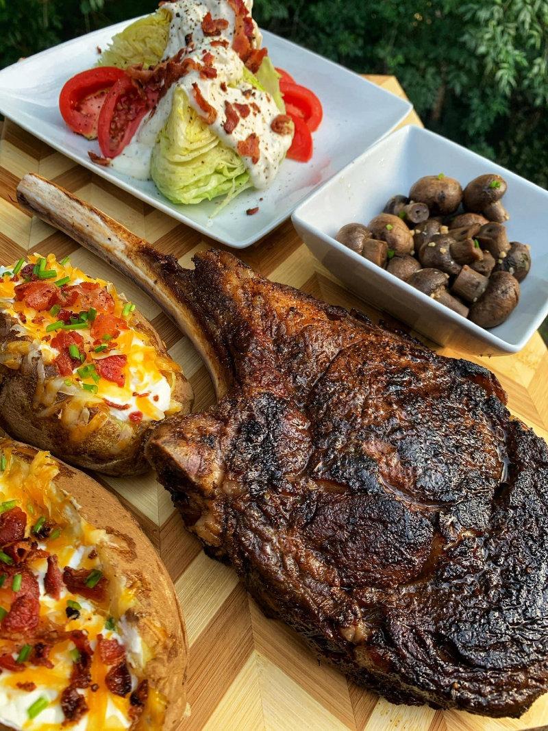 This is the only type of “beef” I want parts of 🤤