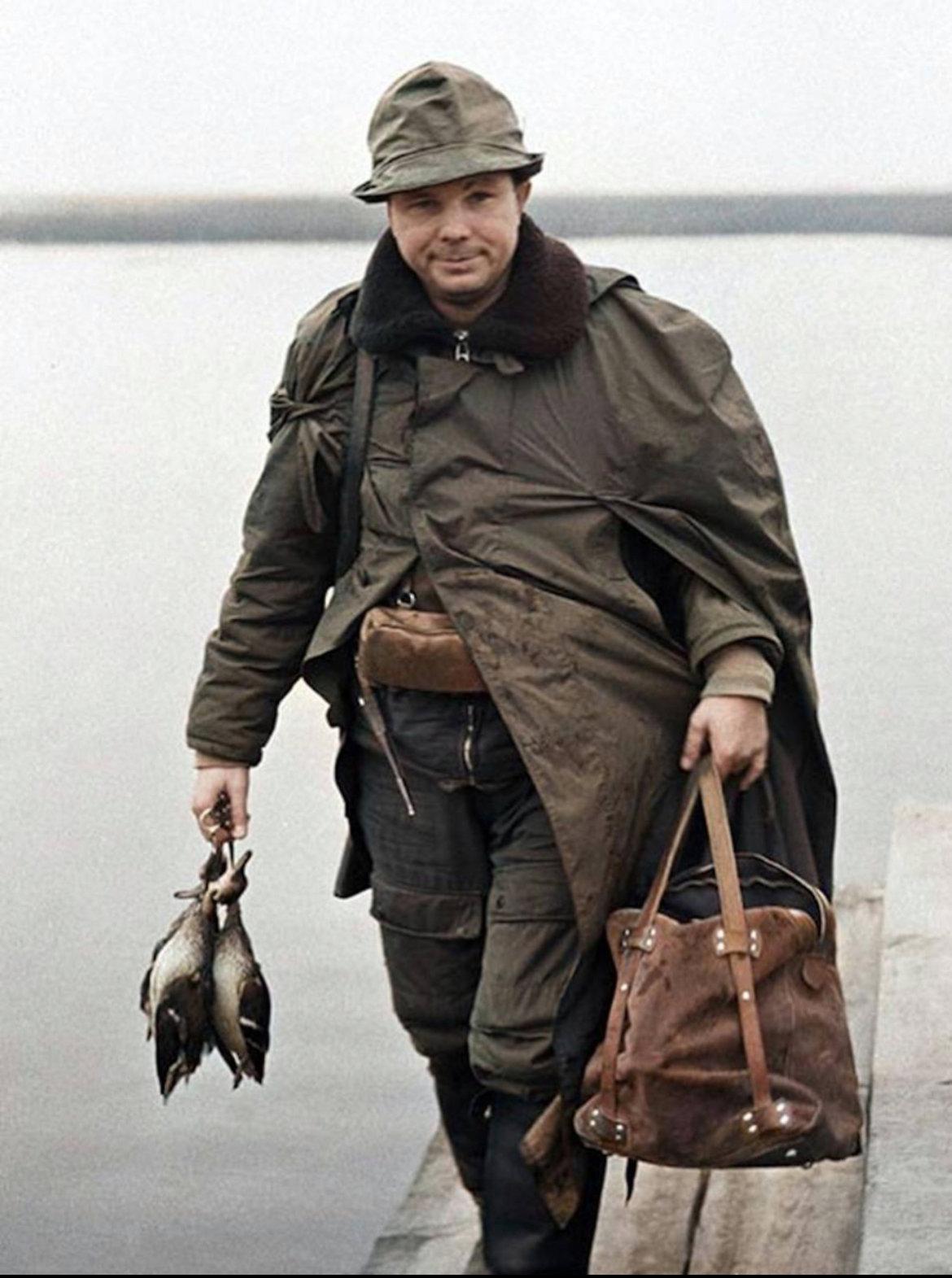 Yuri Gagarin hunting, 1966.