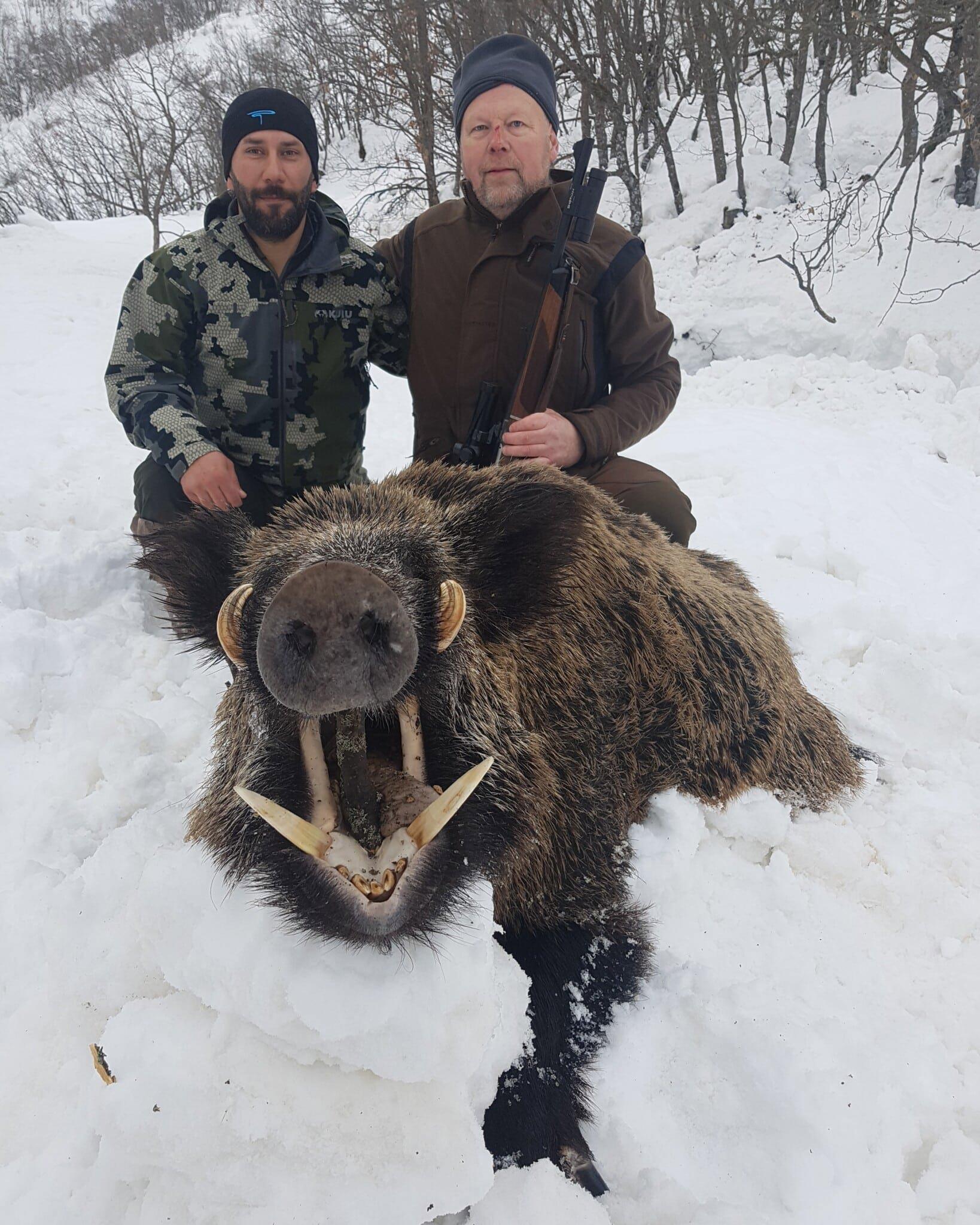 Jagd in der Südoststeiermark: Waldreichtum, Revierstruktur, Wildarten, Jagdmethoden, Jagdzeiten, Rahmenbedingungen, Jagdvereine, Jagdtraditionen, Fakten     