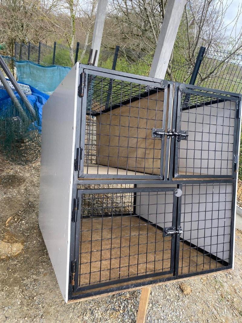 A vendre caisse à chien pour utilitaires secteur Gers 700€ à négocier