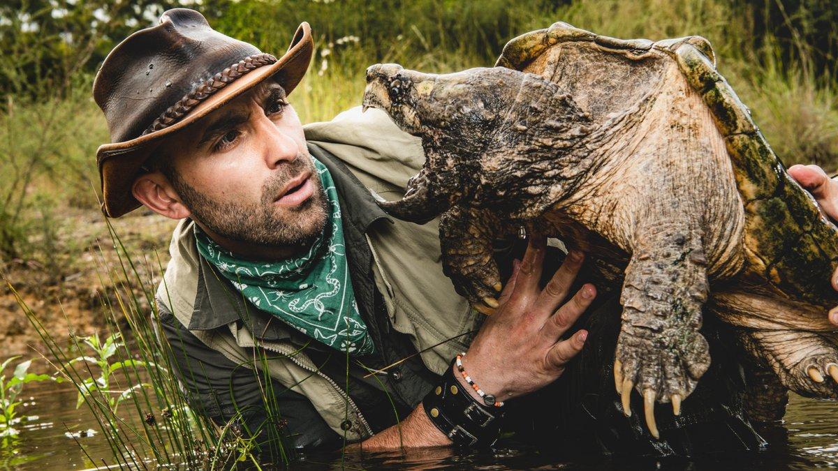 Coyote Peterson er en amerikansk videoblogger, dyrelivsekspert, vært for tv-serien Coyote Peterson: Brave the Wild, producer og forfatter.