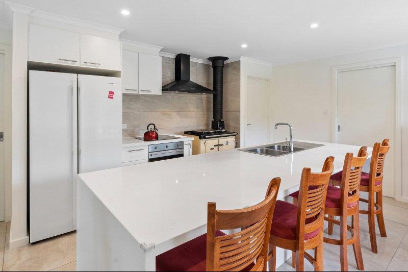 For Sale: "Chum Creek" - Where Space & Tranquility Live