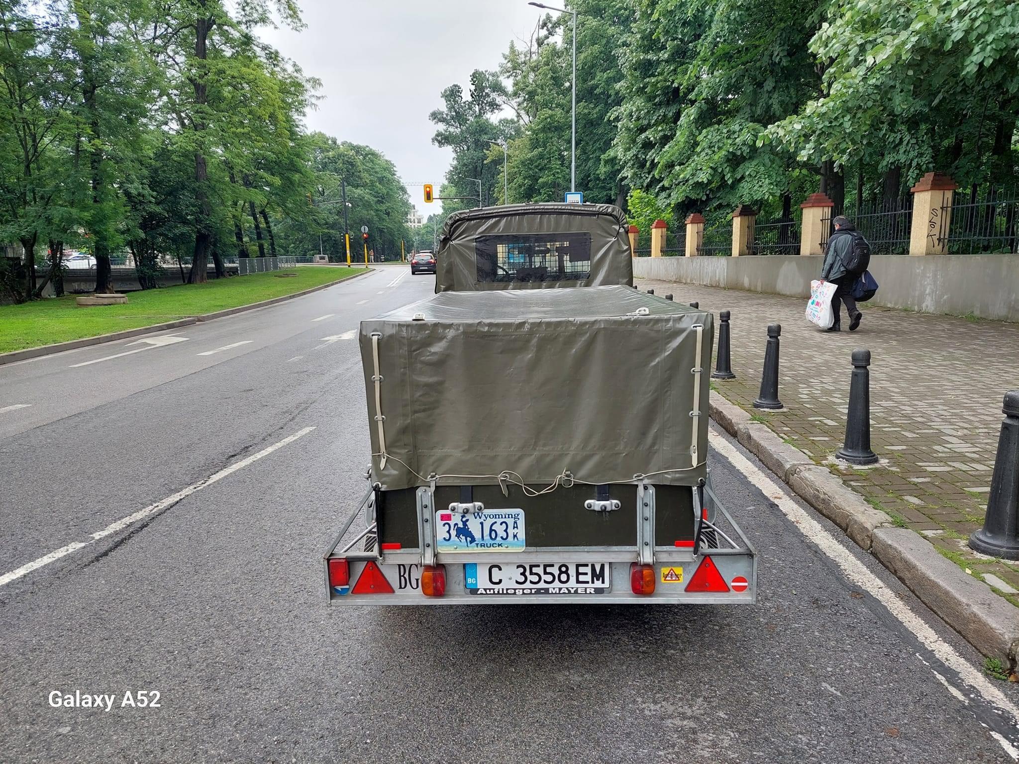 I have an old Land Rover Serie III for sale