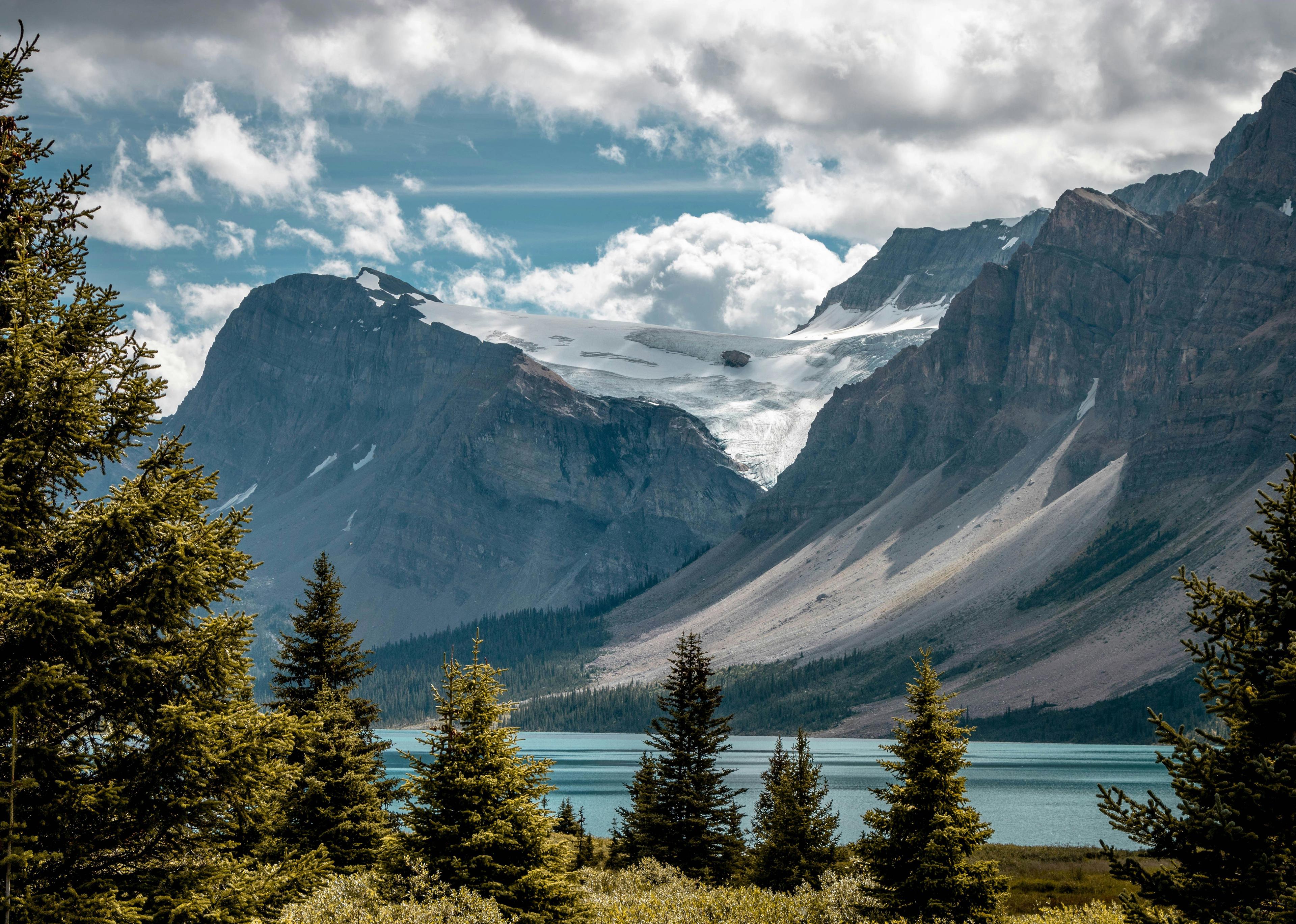 La chasse dans les TERRES DE LA COURONNE au Canada: Caractéristiques géographiques, espèces locales et types de chasse traditionnels  
